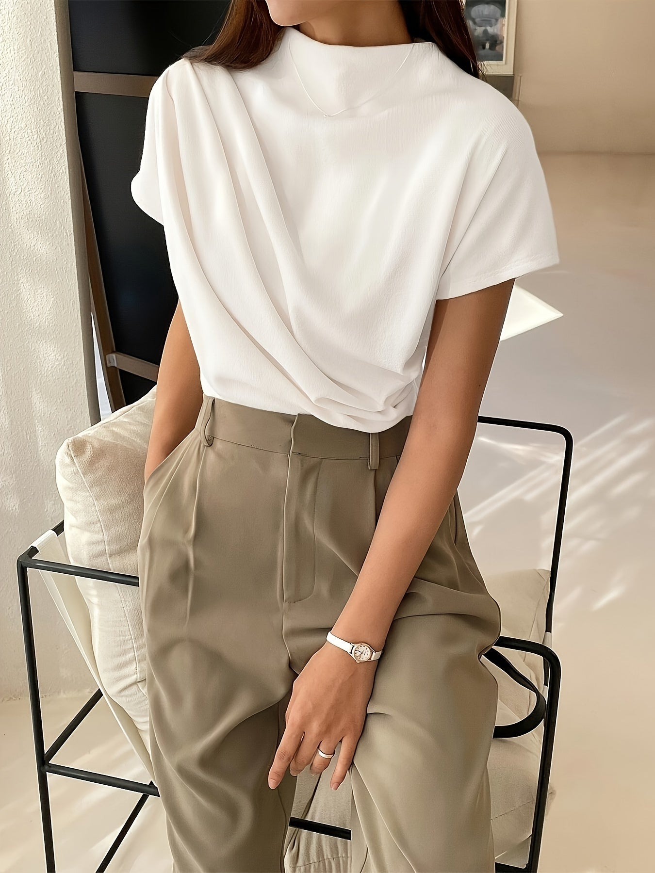 Fitted Summer Casual Sleeveless Top for Women