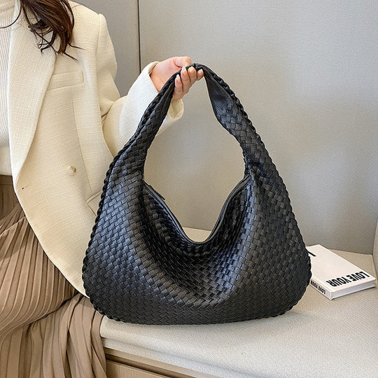 Woven Shoulder Bag in Faux Leather for women