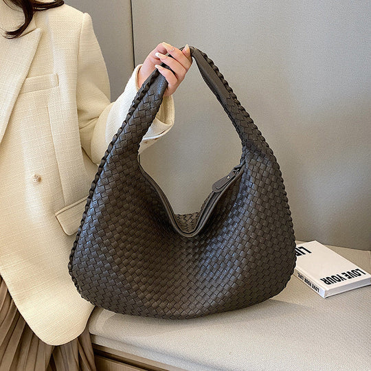 Woven Shoulder Bag in Faux Leather for women