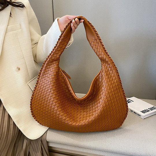 Woven Shoulder Bag in Faux Leather for women