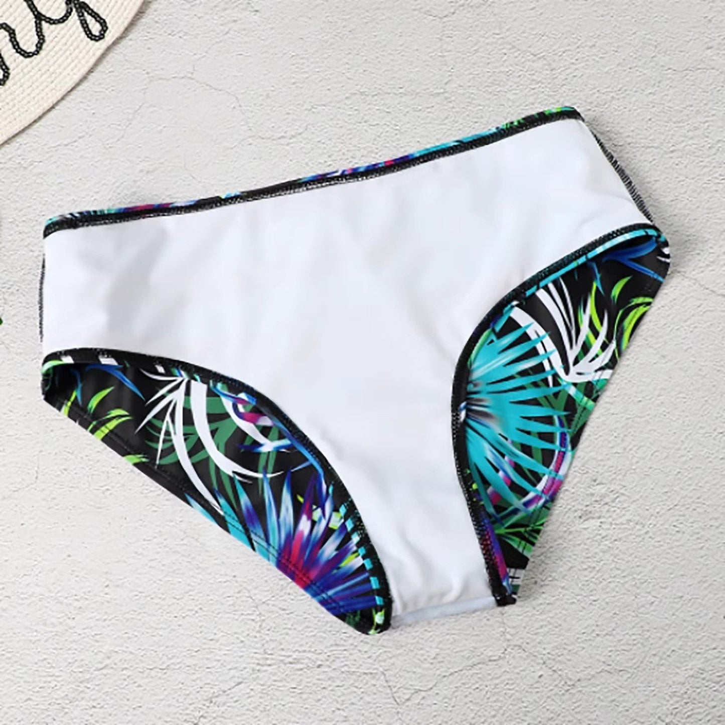 High waist bikini set with leaf print and clean silhouette for women